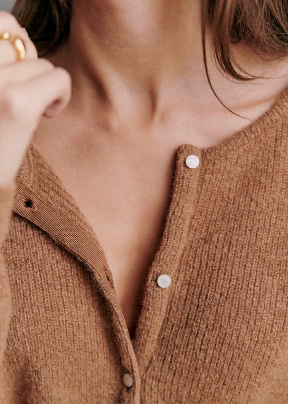 Eaksone - super soft cardigan sweater