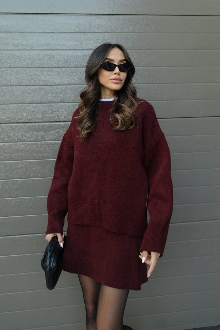 Eaksone - Knitted skirt suit