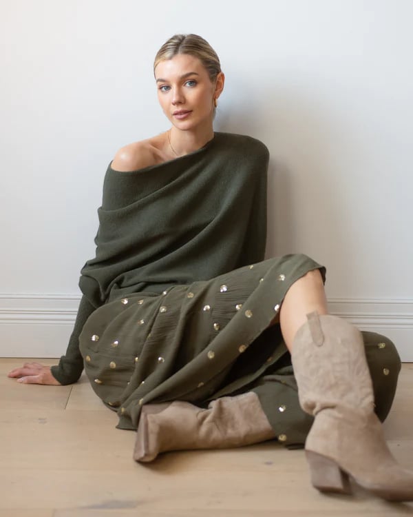 Eaksone - knitted pullover for women