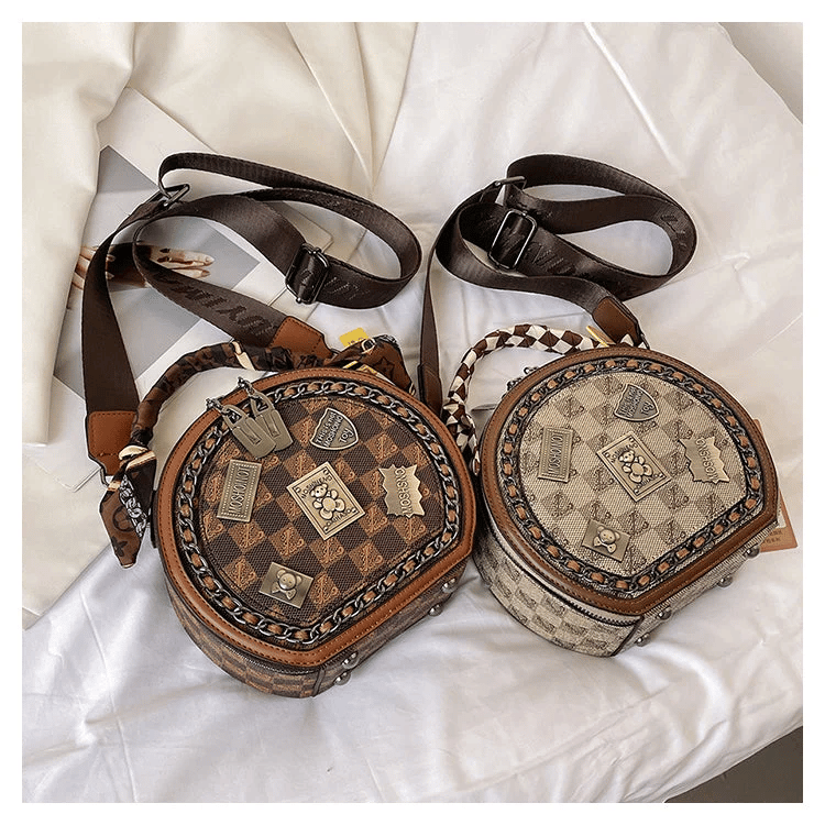 Eaksone - vintage bear badge print bags