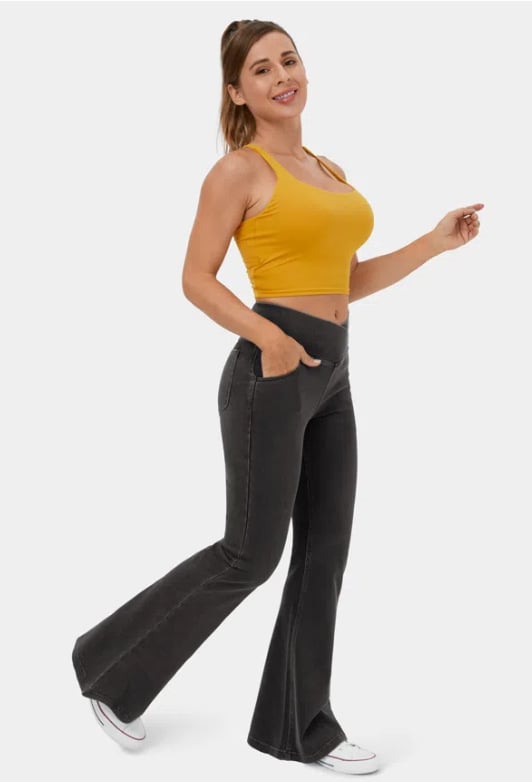Eaksone - high waist flare jeans
