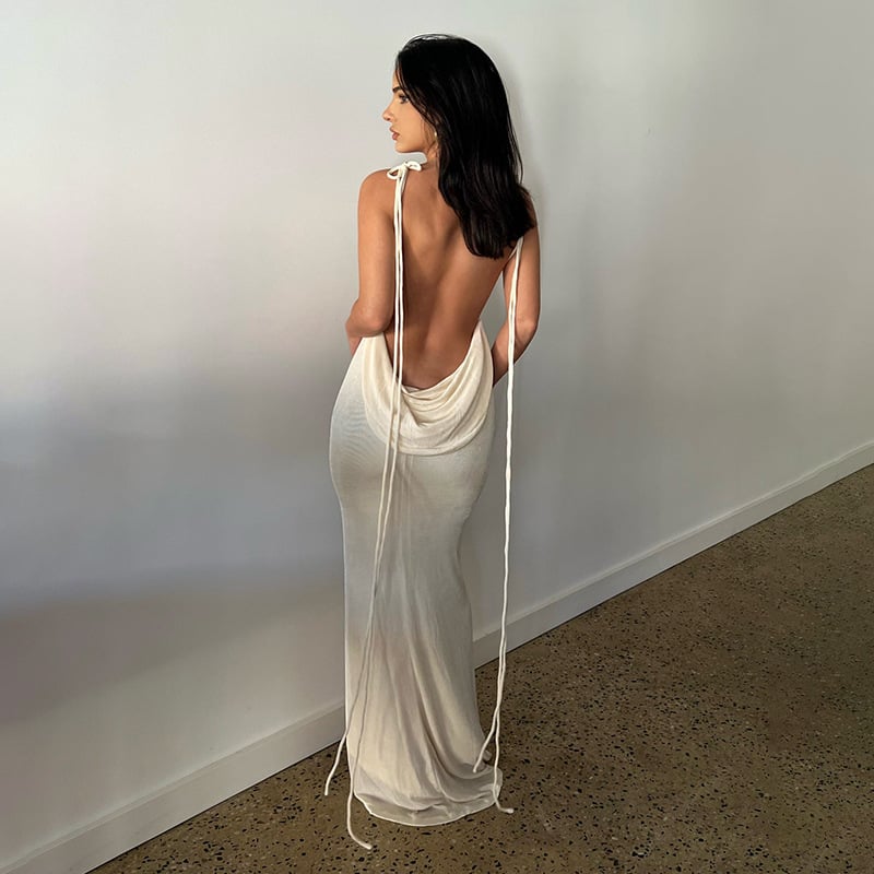 Eaksone - Serenity Backless Maxi Dress