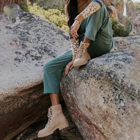 Eaksone - Wide Leg Jumpsuit with Pockets