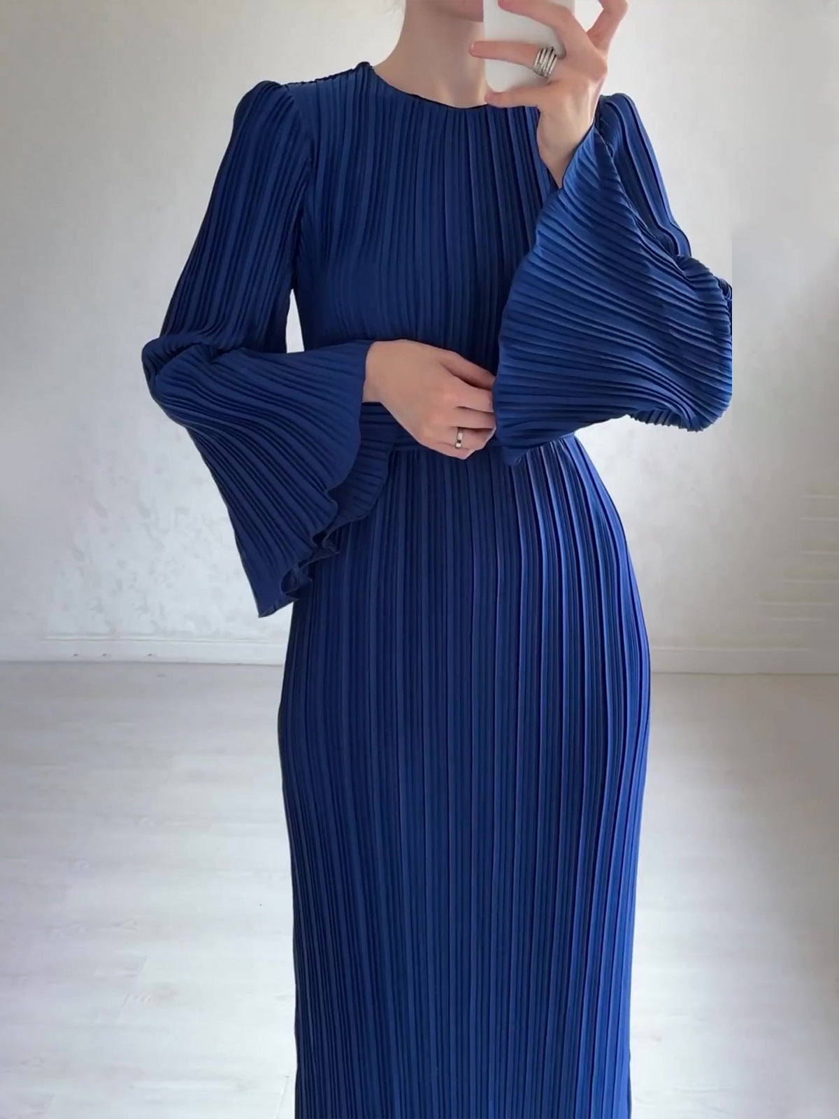 Eaksone - Pleated Bell Sleeve Maxi Dress