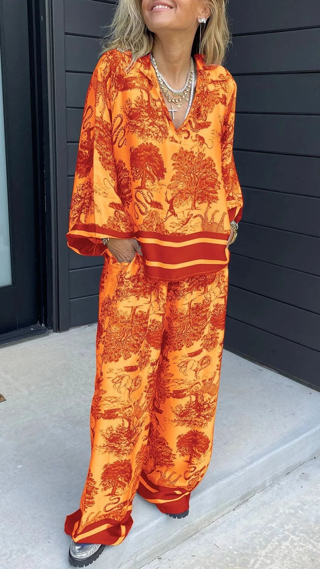 Eaksone - Women's V-neck long-sleeved printed casual suit