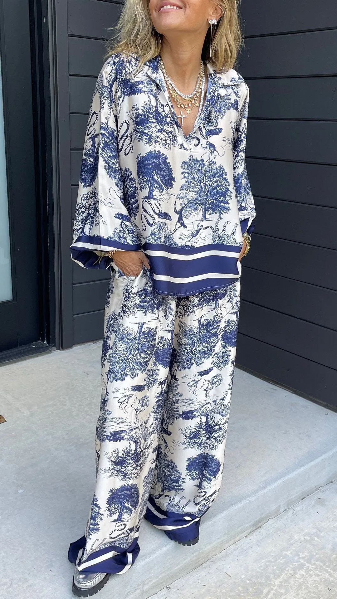 Eaksone - Women's V-neck long-sleeved printed casual suit