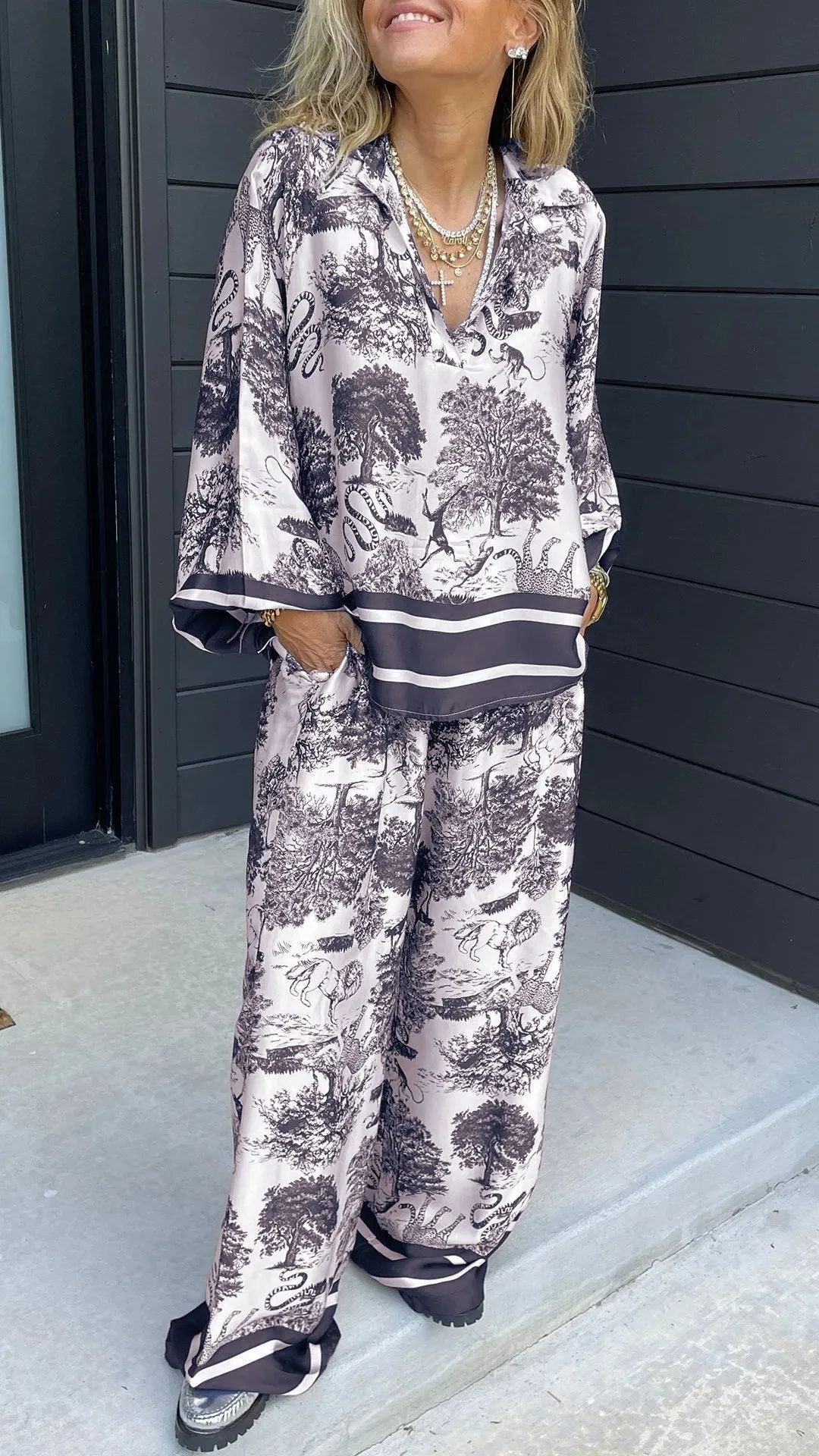 Eaksone - Women's V-neck long-sleeved printed casual suit