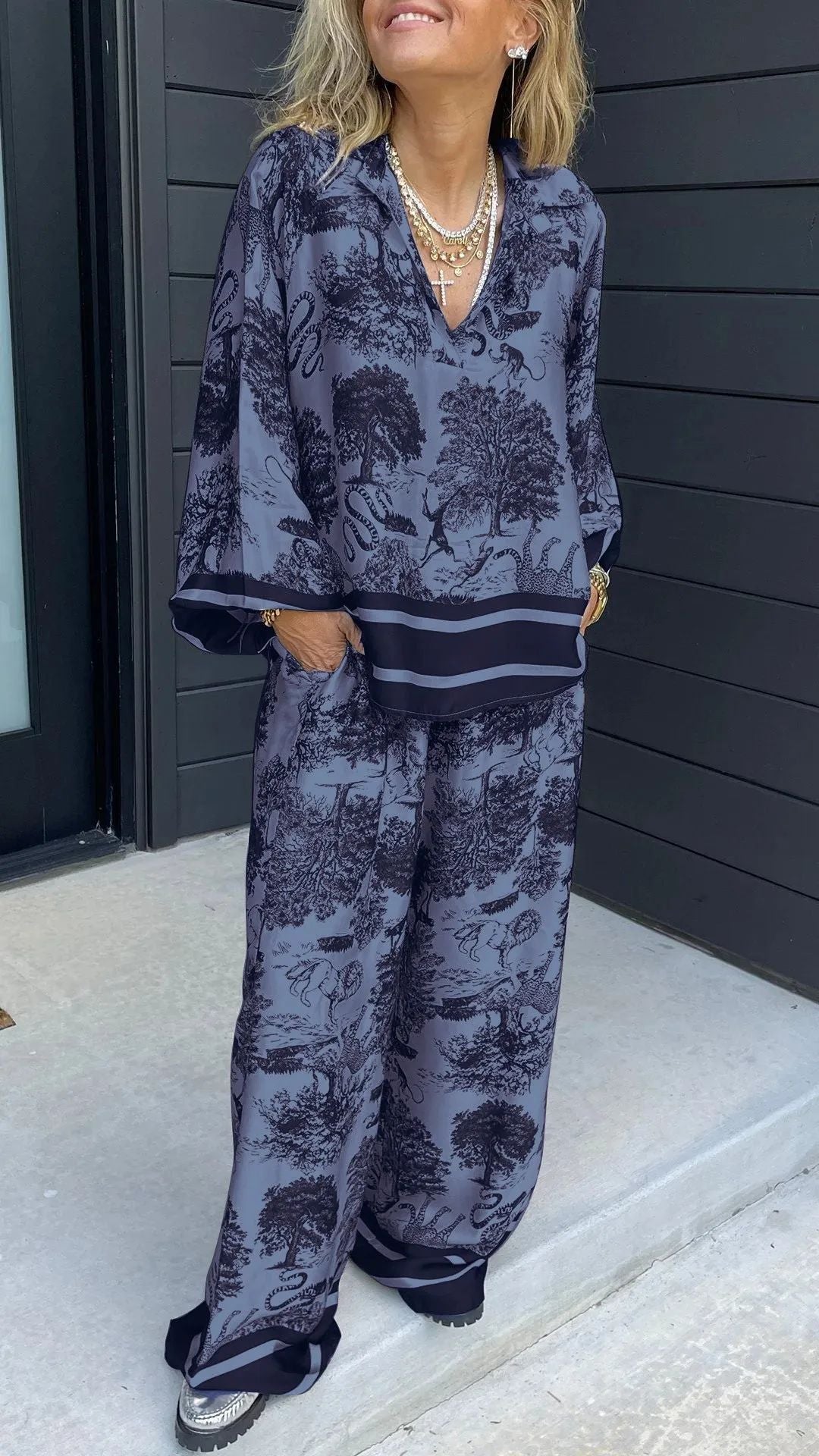 Eaksone - Women's V-neck long-sleeved printed casual suit