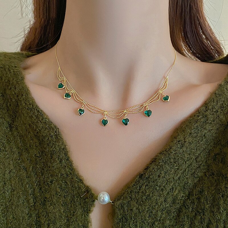 Eaksone - Green crystal metal braided mesh pendant necklace