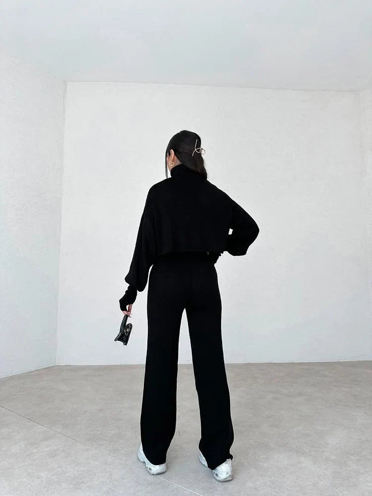 Eaksone - TURTLENECK GLOVE KNIT SUIT
