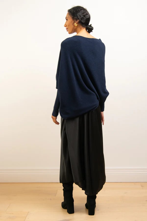 Eaksone - knitted pullover for women