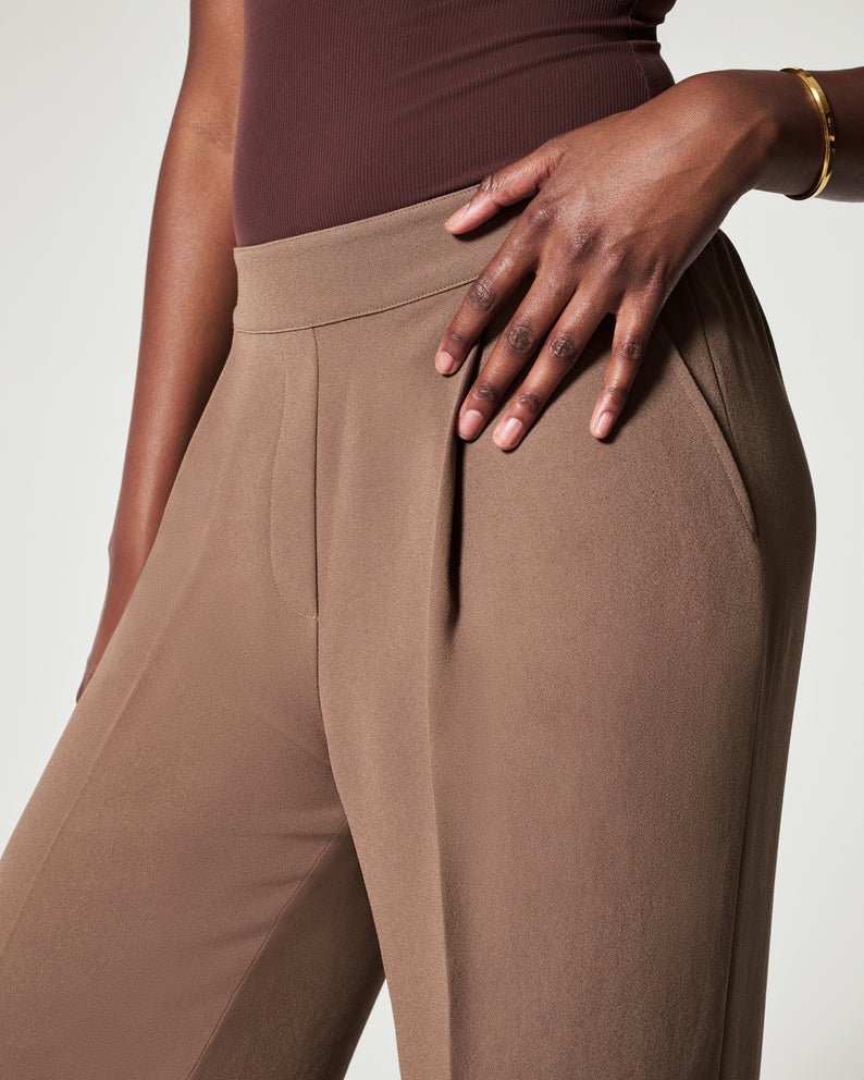 Eaksone - Crepe Pleated Pants