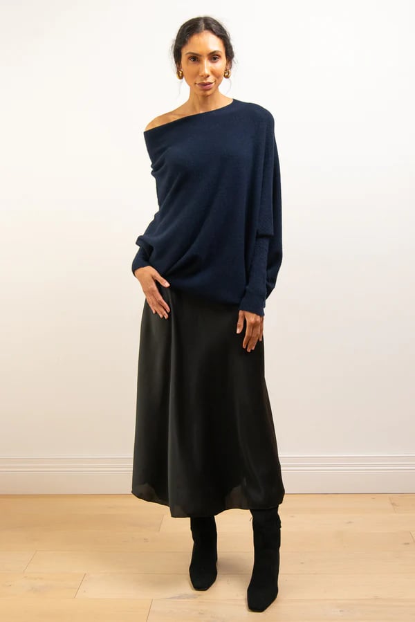 Eaksone - knitted pullover for women