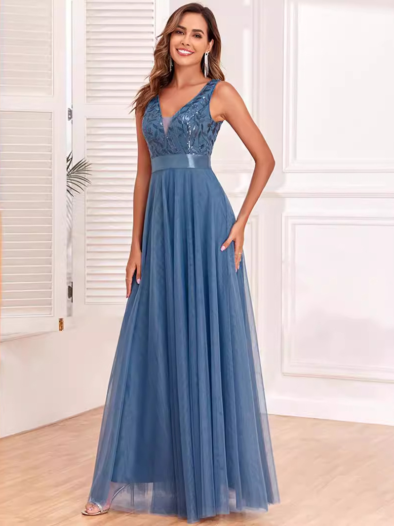 Elegant and fashionable new v-neck short sleeve sequins